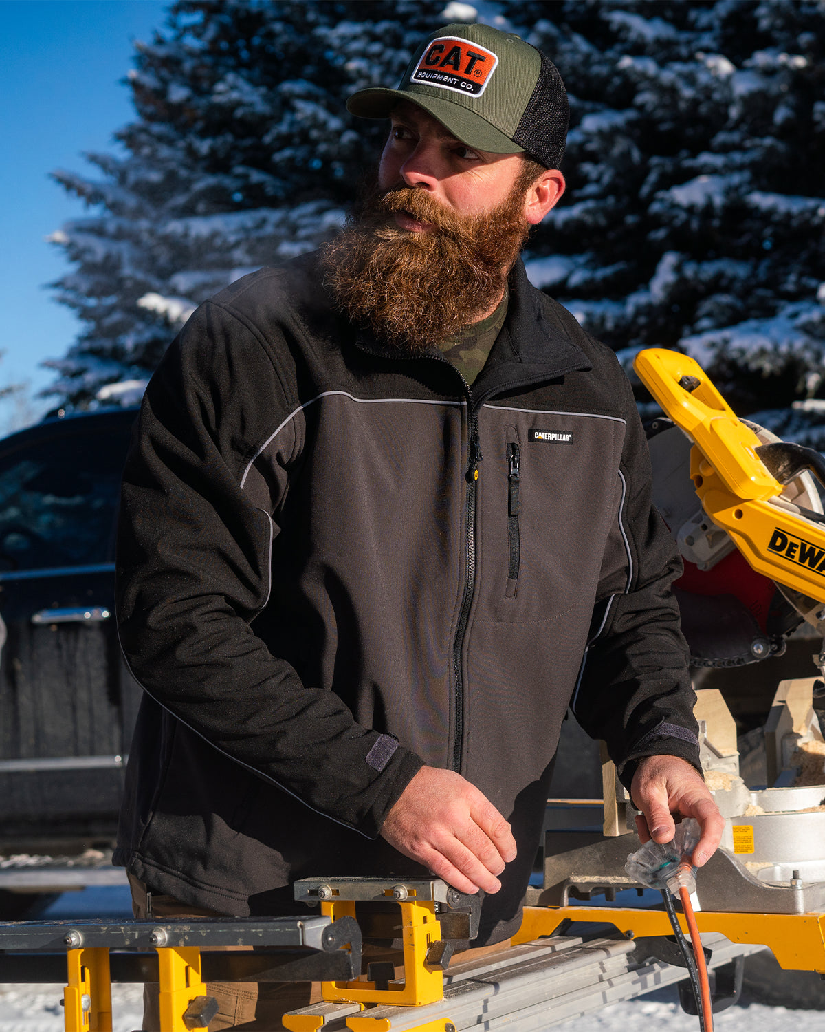 caterpillar-workwear-mens-softshell-jacket-graphite_03_1 MEN'S SOFTSHELL JACKET Dezi Associates Ltd